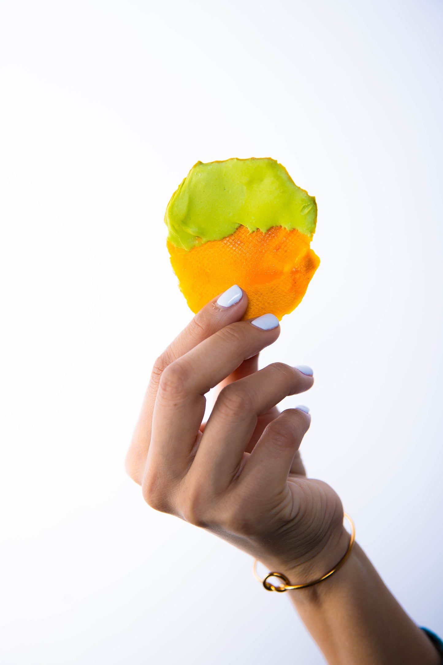 PRÓXIMAMENTE mango deshidratado con cubierta de matcha